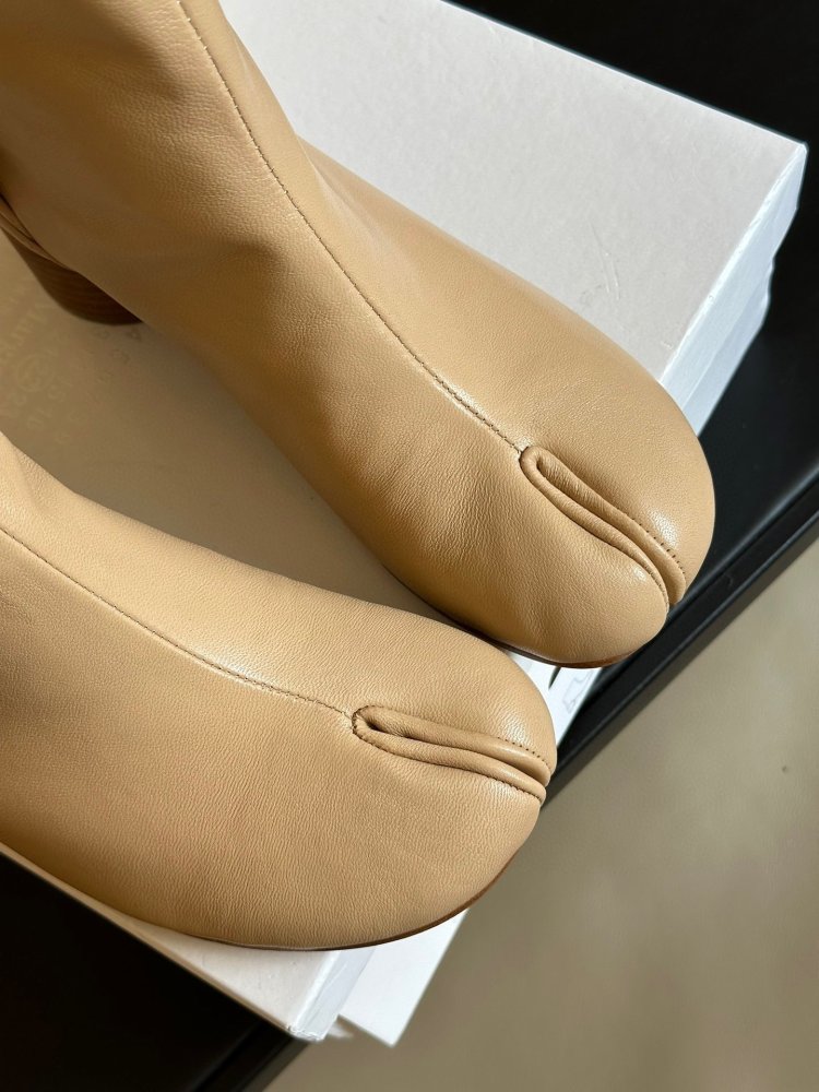 Классические ботинки Margiela с раздвоенным носком фото 5