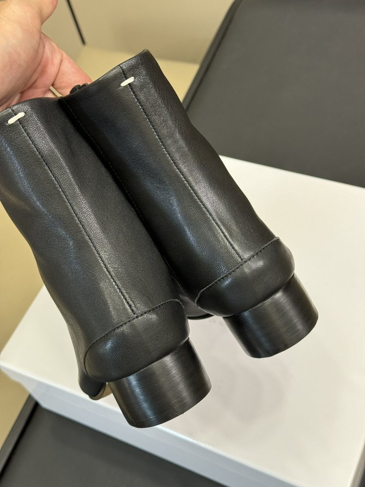 Классические ботинки Margiela с раздвоенным носком фото 6