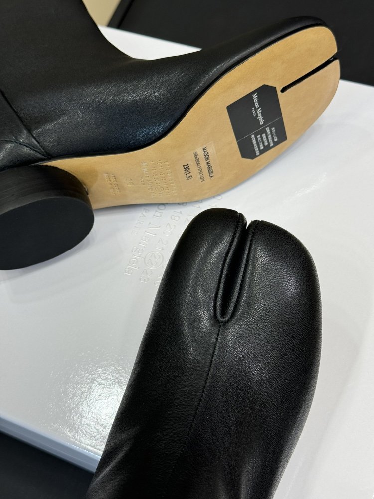 Классические ботинки Margiela с раздвоенным носком фото 8