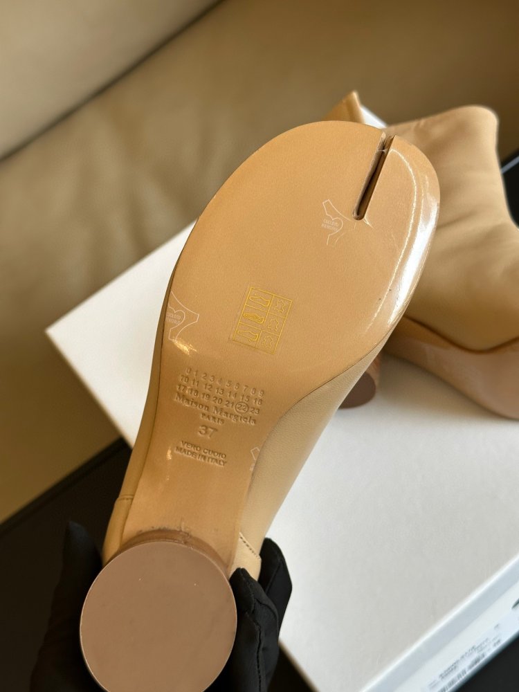 Классические ботинки Margiela с раздвоенным носком фото 9