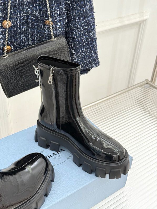 Класичні черевики Prada на платформі фото 2