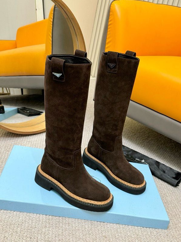 Классические кожаные сапоги PRADA