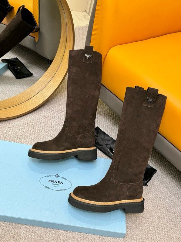 Классические кожаные сапоги PRADA фото 2