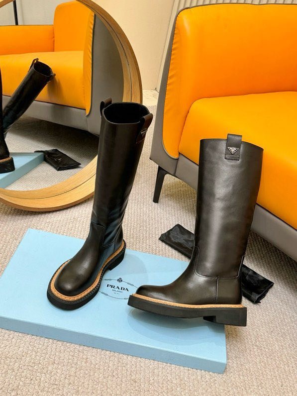 Класичні шкіряні чоботи PRADA фото 7