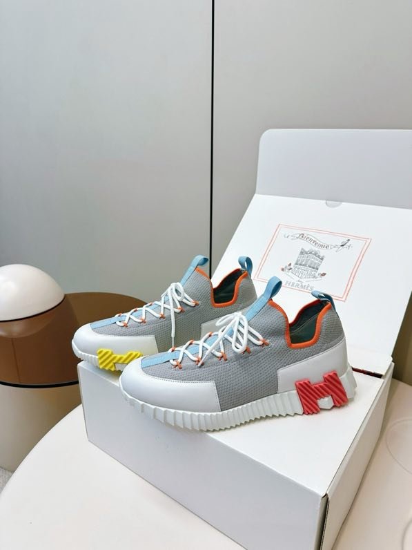 Классические кроссовки Hermes