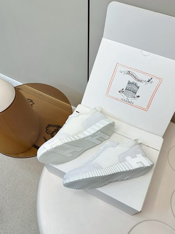 Класичні кросівки Hermes фото 2