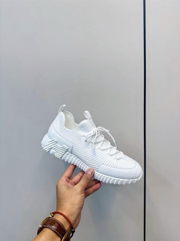 Классические кроссовки Hermes фото 4