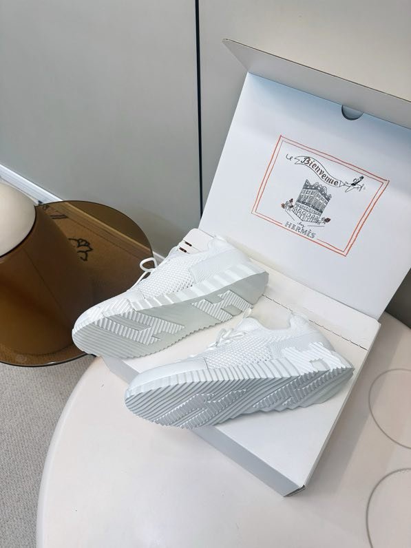 Классические кроссовки Hermes фото 5