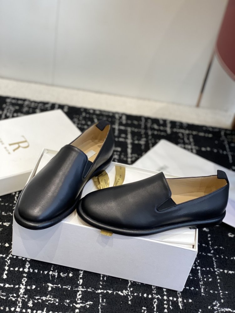 Класичні лоферы жіночі фото 3