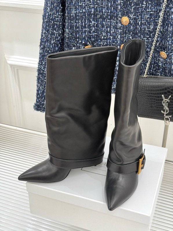 Классические сапоги Balmain с заостренным носком и пряжкой фото 6