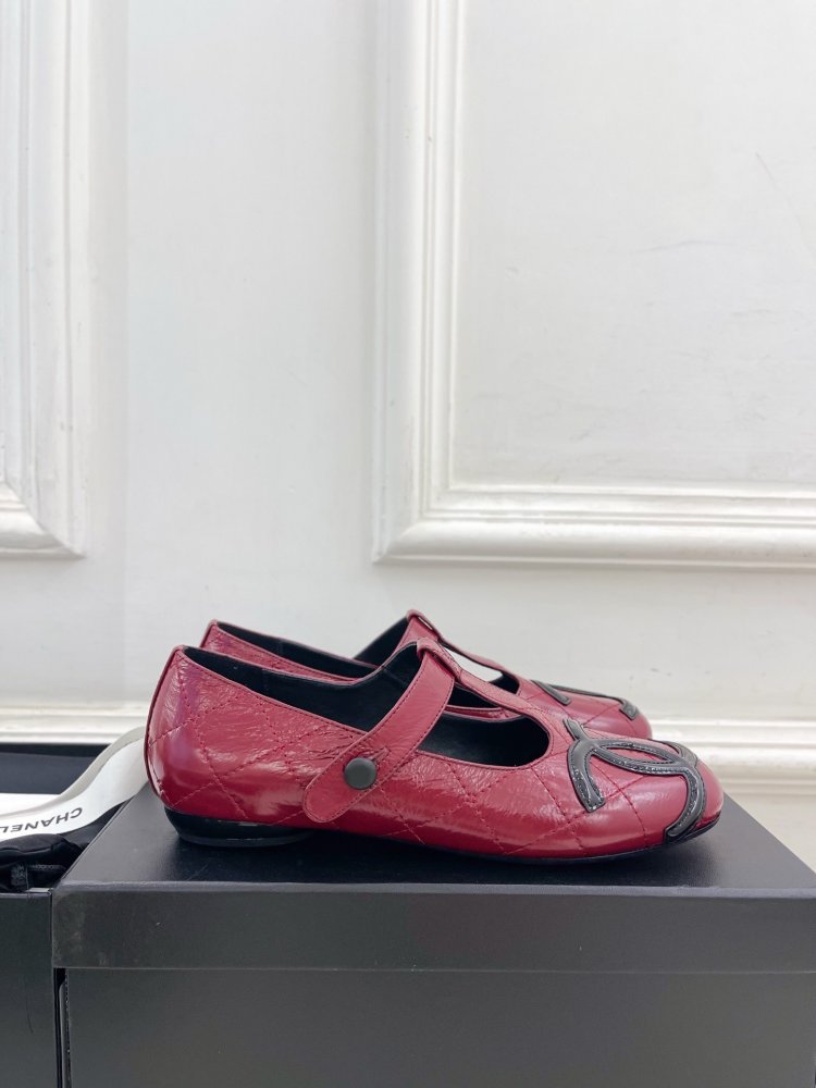 Classic shoes Chanel Double C фото 2