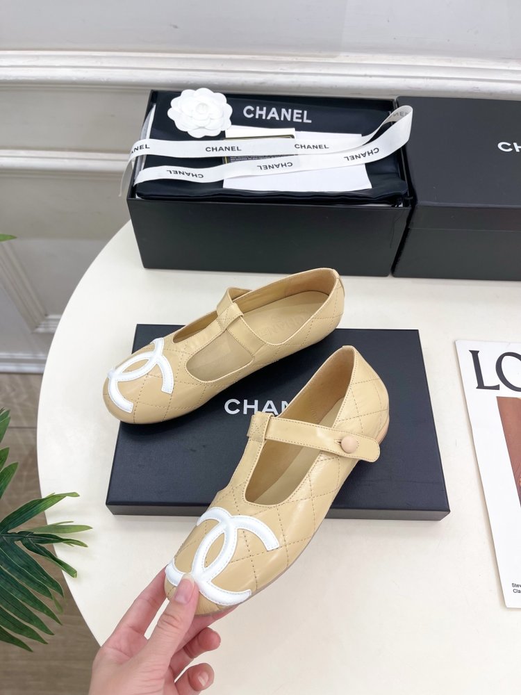 Classic shoes Chanel Double C фото 3