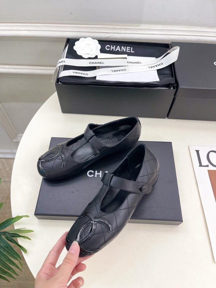 Classic shoes Chanel Double C фото 3