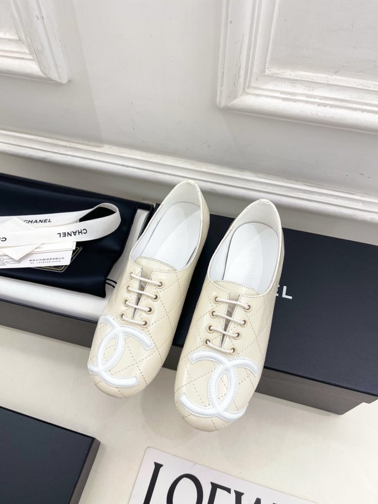 Classic shoes Chanel Double C фото 5