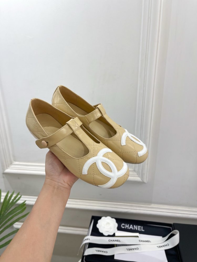 Classic shoes Chanel Double C фото 6