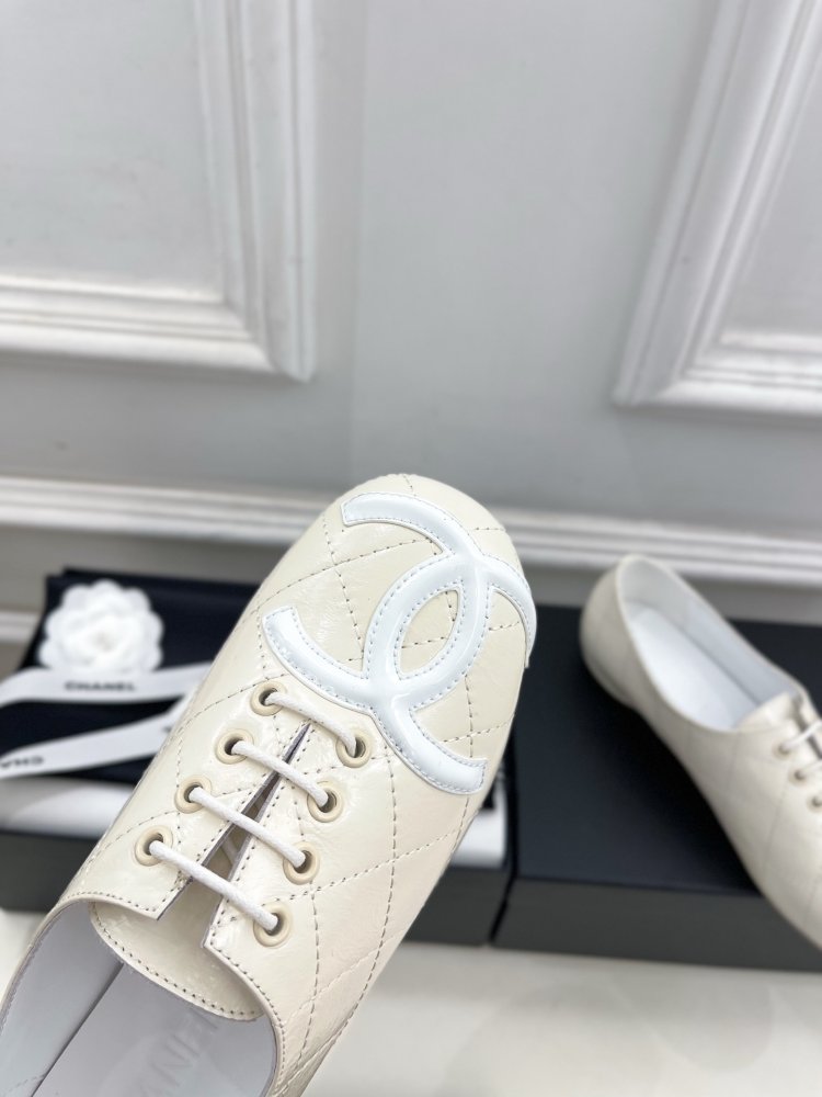 Classic shoes Chanel Double C фото 6