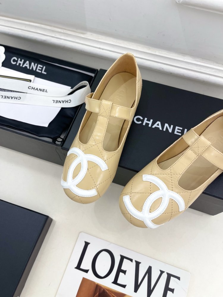 Classic shoes Chanel Double C фото 7