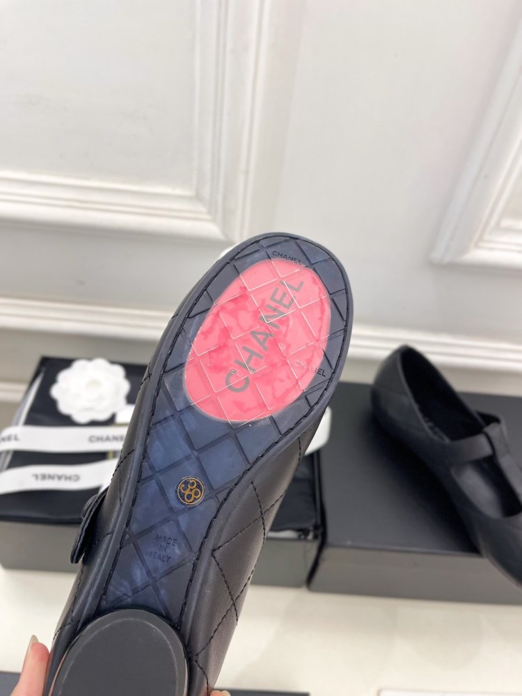 Classic shoes Chanel Double C фото 9