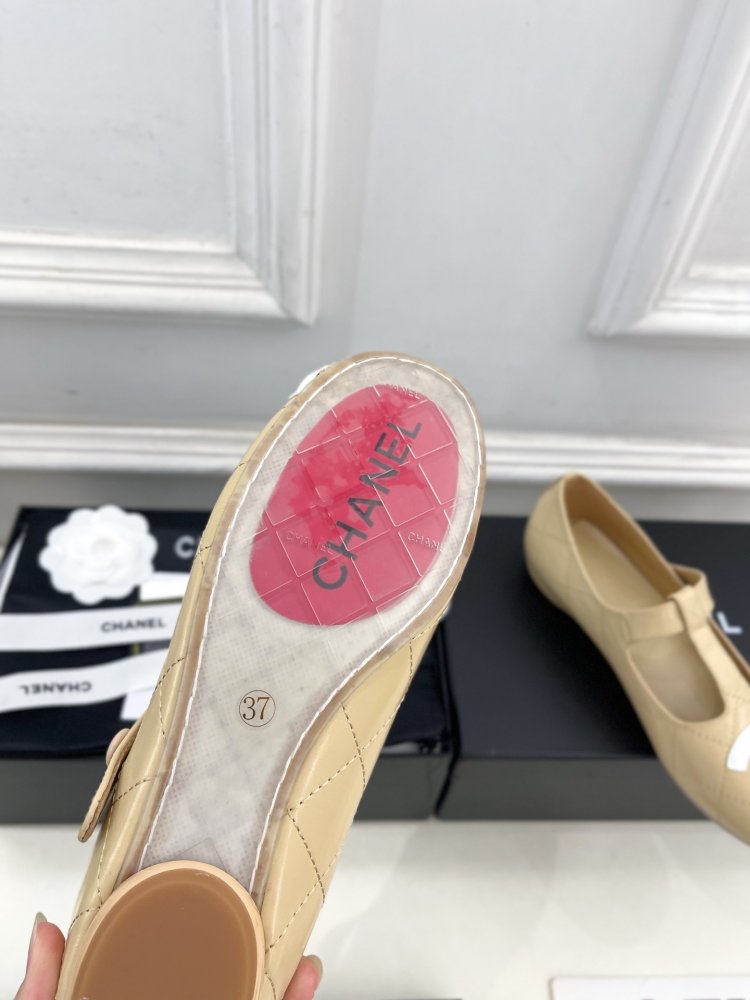 Classic shoes Chanel Double C фото 9