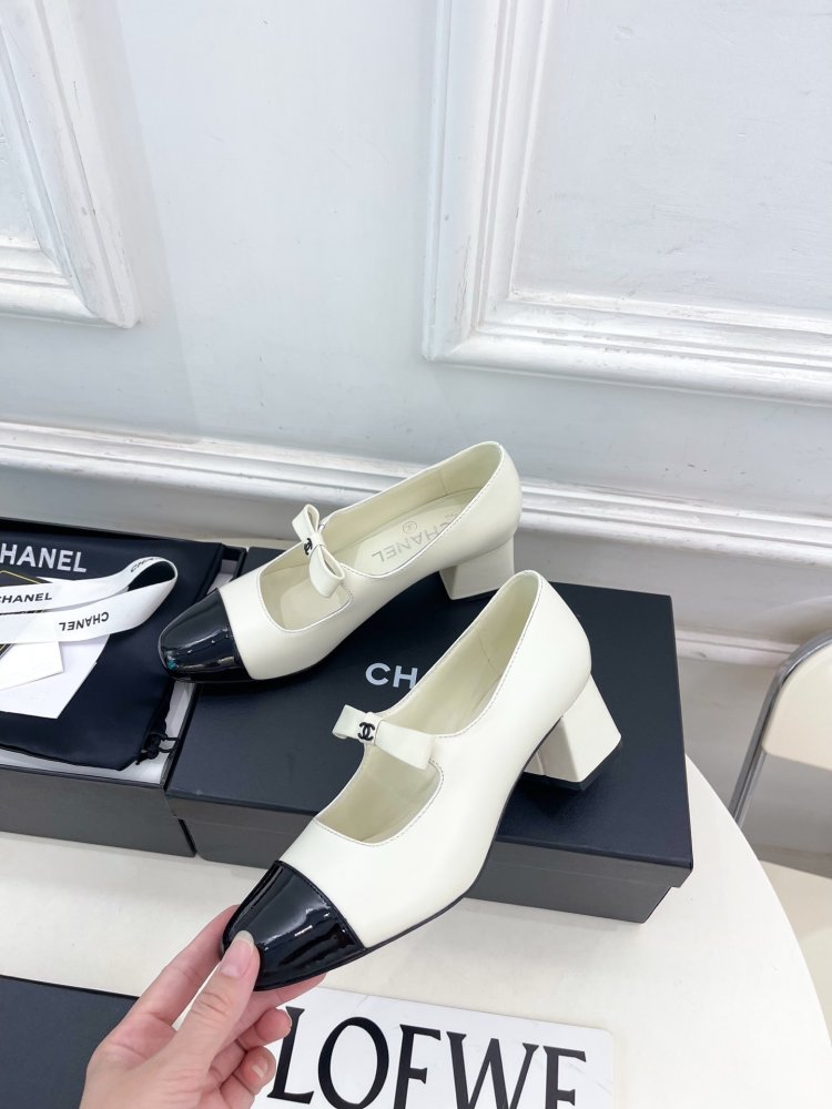 Classic shoes Chanel from bow фото 3