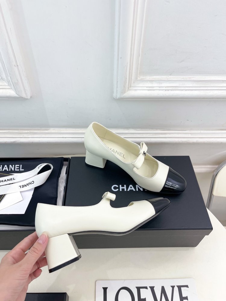 Classic shoes Chanel from bow фото 4