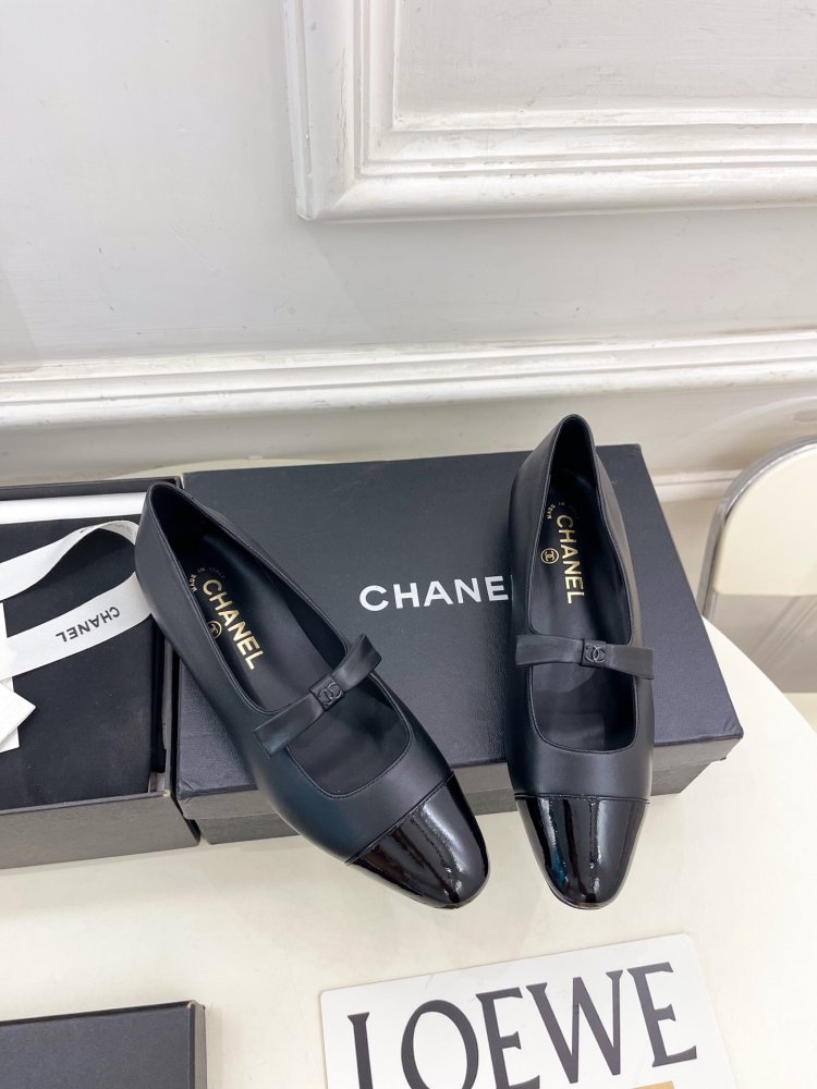 Classic shoes Chanel from bow фото 4