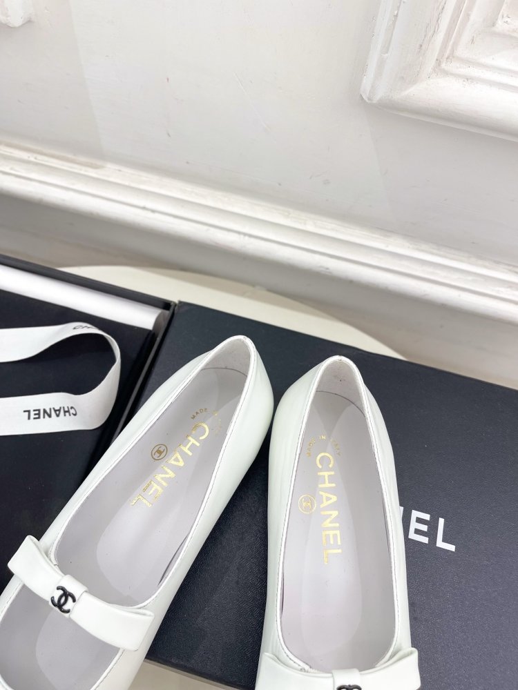 Classic shoes Chanel from bow фото 6