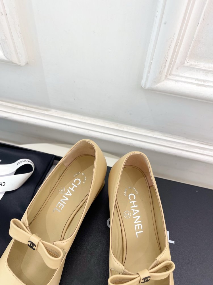 Classic shoes Chanel from bow фото 8