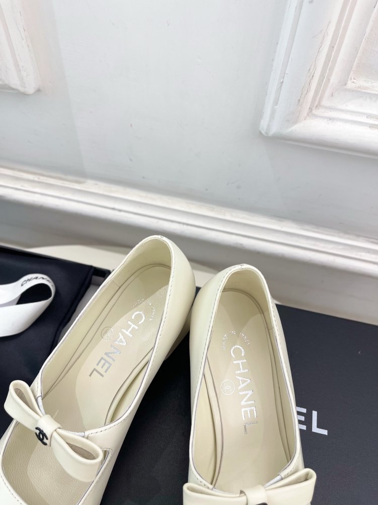 Classic shoes Chanel from bow фото 8