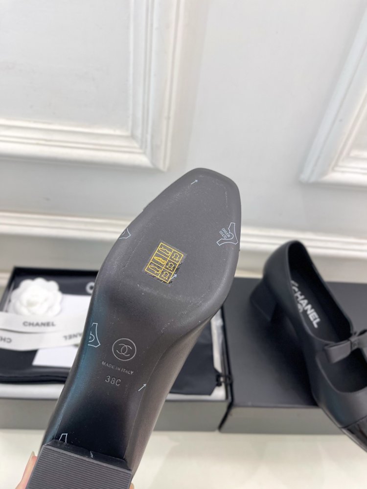 Classic shoes Chanel from bow фото 9