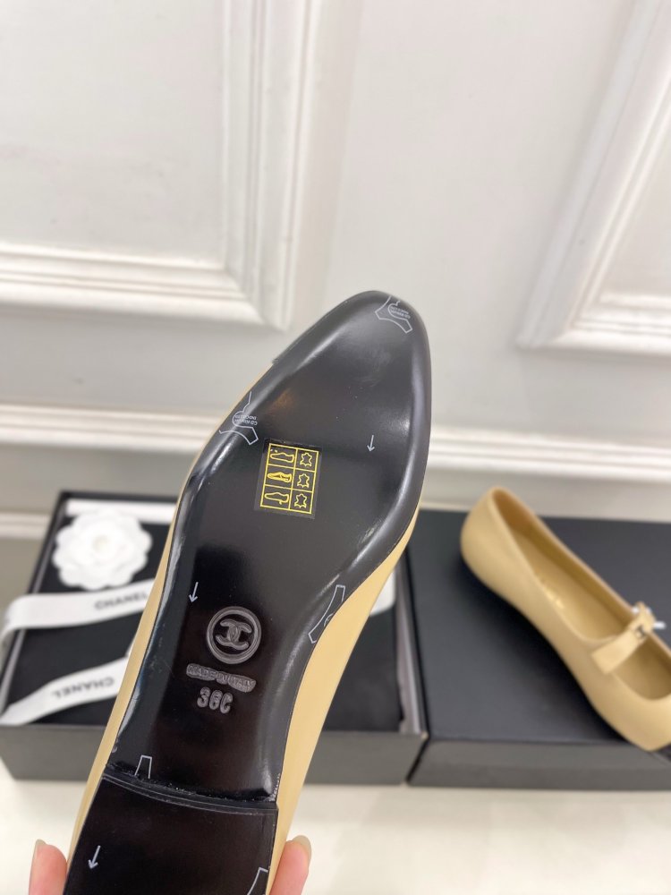 Classic shoes Chanel from bow фото 9