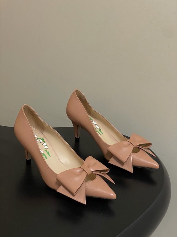 Классические туфли на высоком каблуке Valentino BOWOW с бантом фото 2