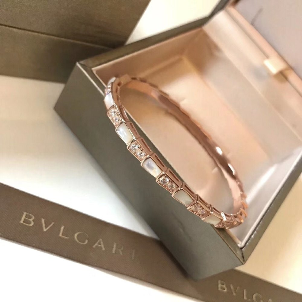 Classical a bracelet Bulgari