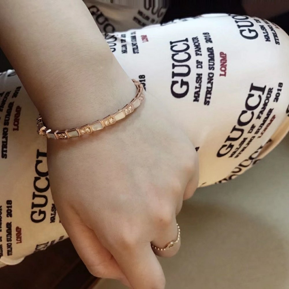 Classical a bracelet Bulgari фото 4