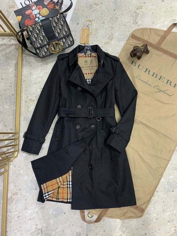 Classical female trench фото 8