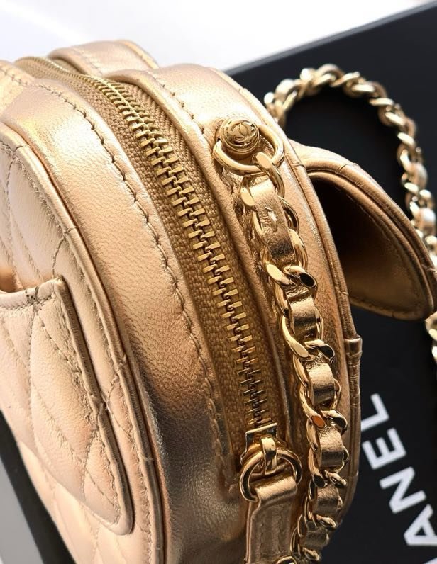 Clutch CHANEL 25B at form hearts фото 2