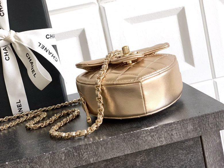 Clutch CHANEL 25B at form hearts фото 7