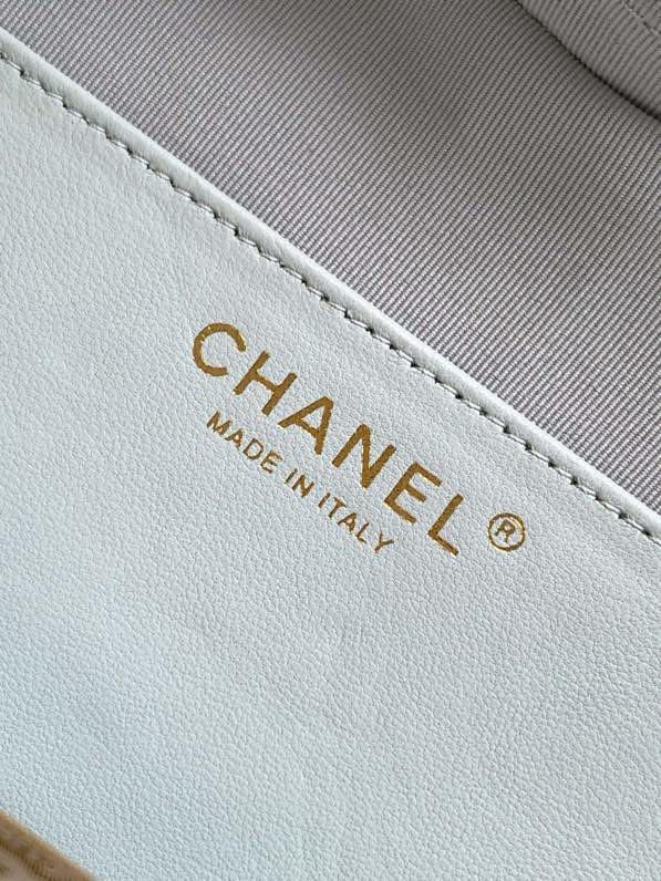 Clutch CHANEL 25B at form hearts фото 8