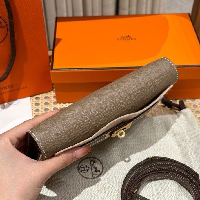 Клатч Kelly 19 см из кожи Epsom фото 2