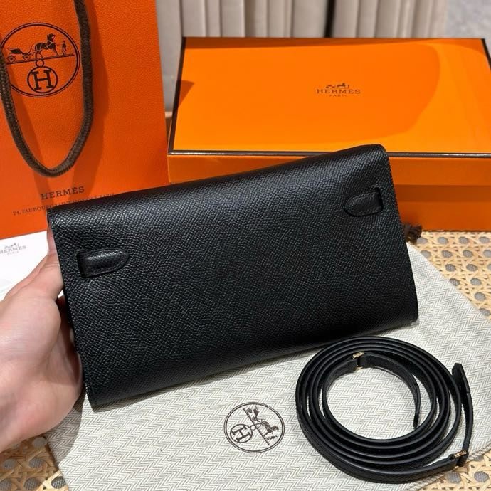 Клатч Kelly 19 см из кожи Epsom фото 3