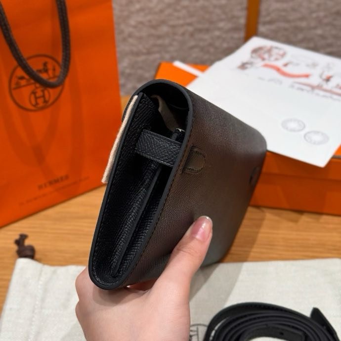 Клатч Kelly 19 см из кожи Epsom фото 5