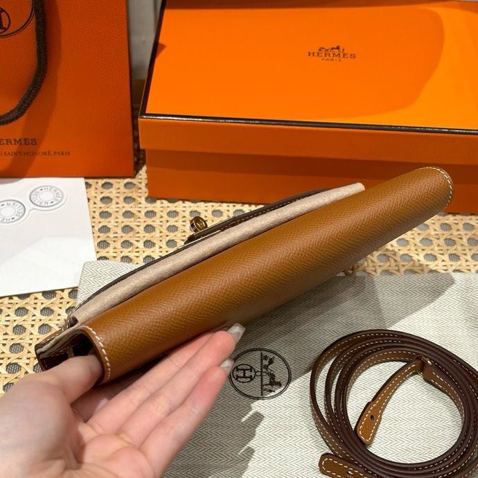 Клатч Kelly 19 см из кожи Epsom фото 8