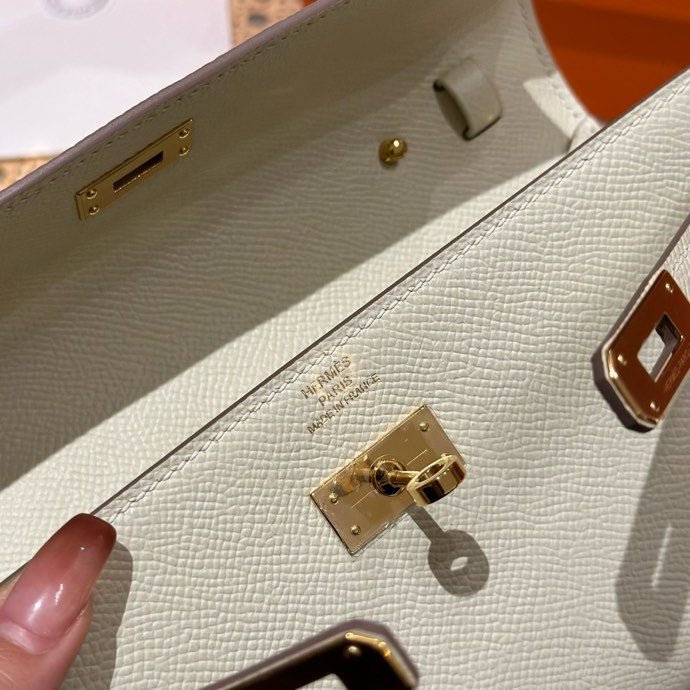 Клатч Kelly 19 см из кожи Epsom фото 8