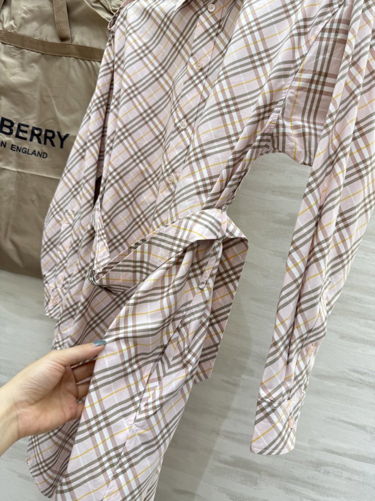 Клетчатое платье с длинными рукавами и отворотами фото 6