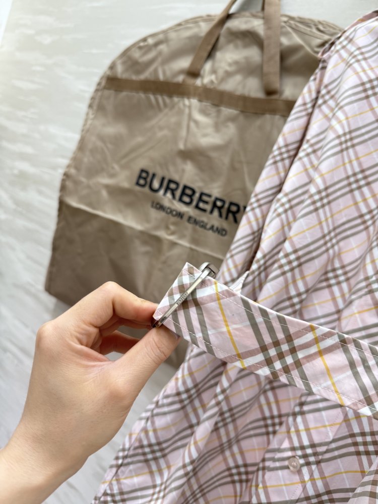 Клетчатое платье с длинными рукавами и отворотами фото 8