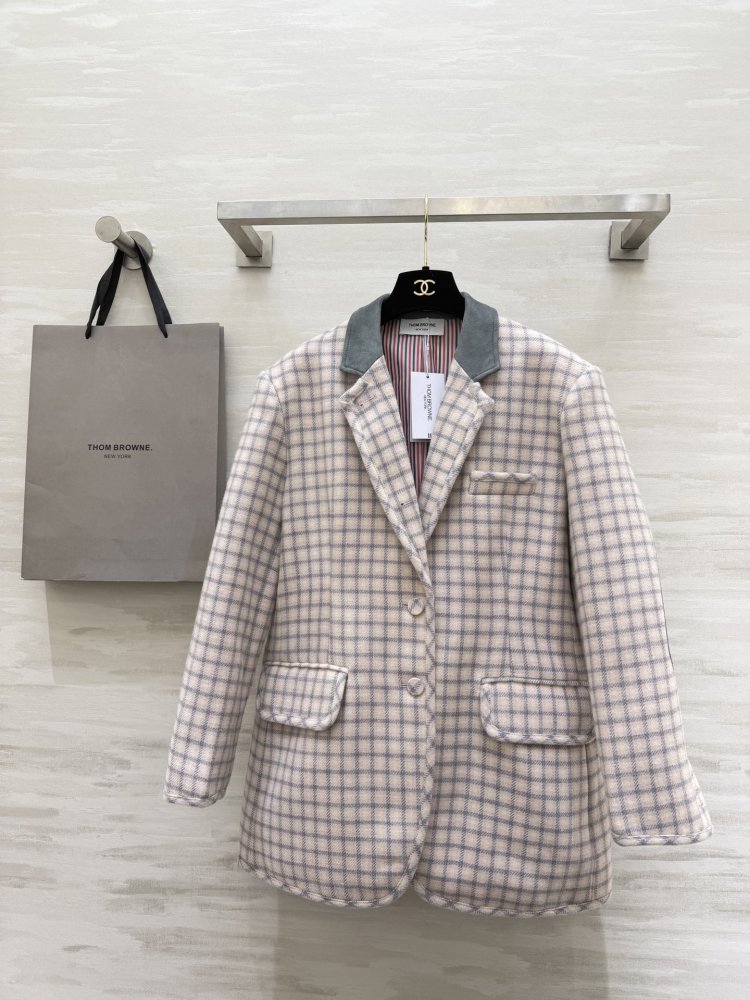 Клетчатый блейзер женский