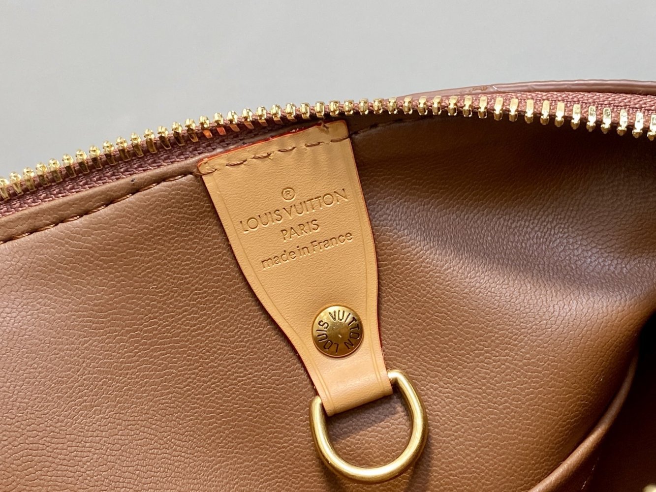 Кофейная полосатая сумка Speedy Pillow Bag 32 см фото 18