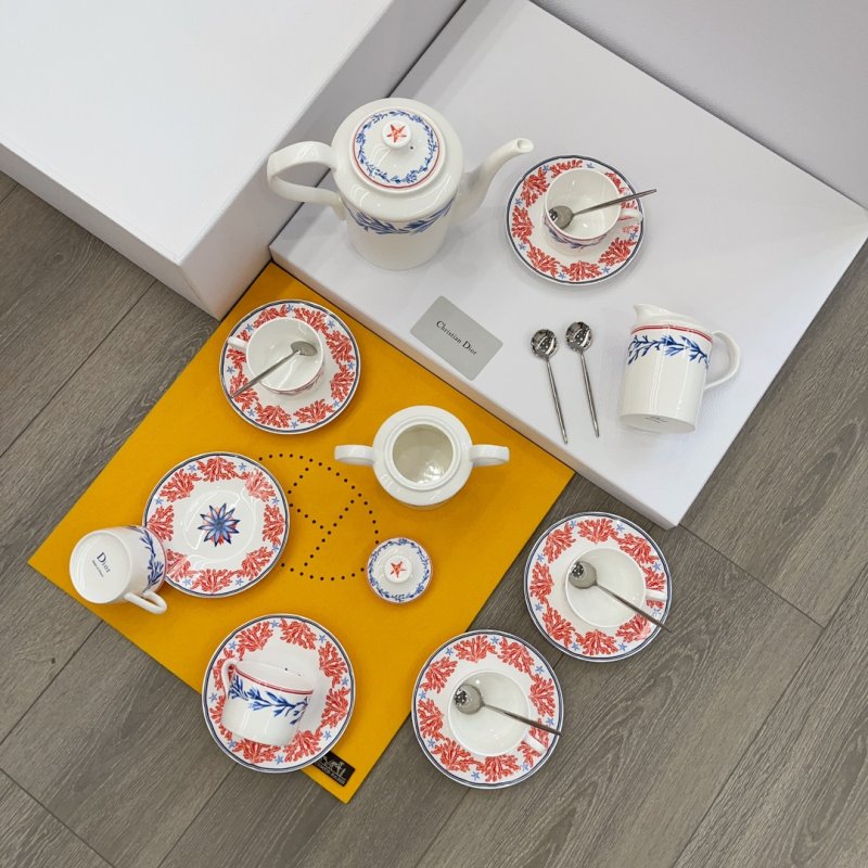 Кофейный сервиз из костяного фарфора на 6 персон фото 2