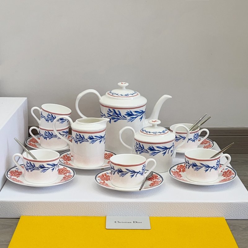 Кофейный сервиз из костяного фарфора на 6 персон фото 3