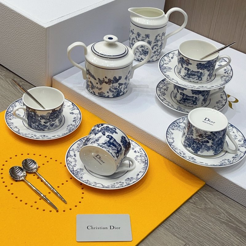 Кофейный сервиз из костяного фарфора на 6 персон фото 5